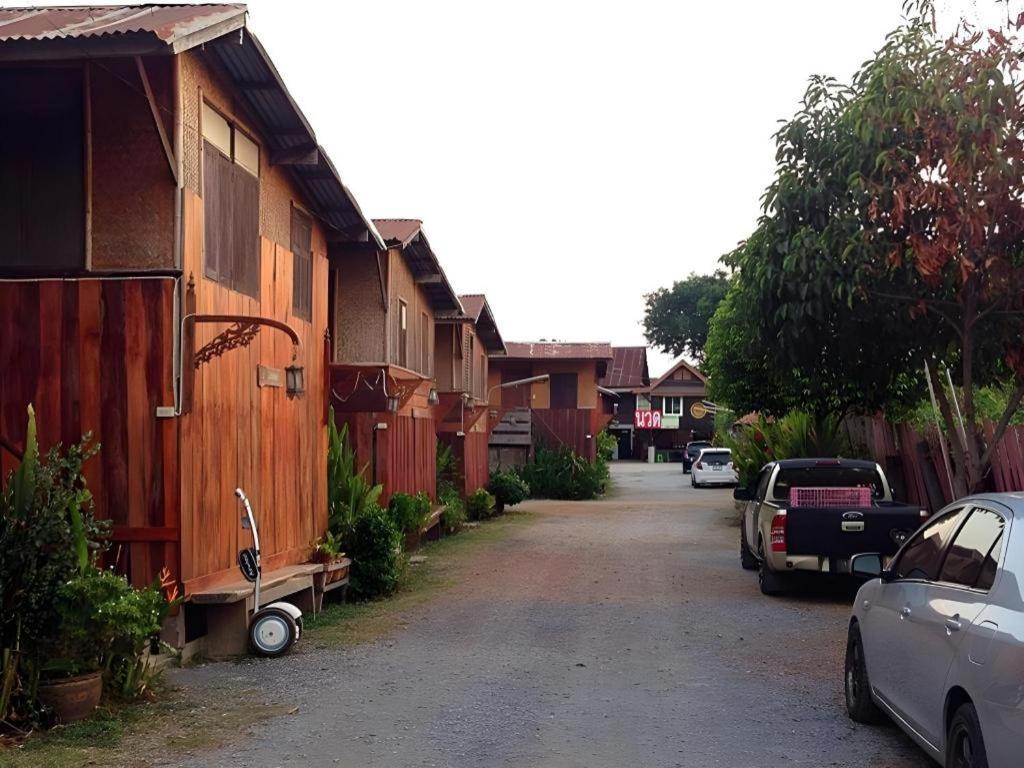 Jidapa Resort Phra Nakhon Si Ayutthaya Ngoại thất bức ảnh